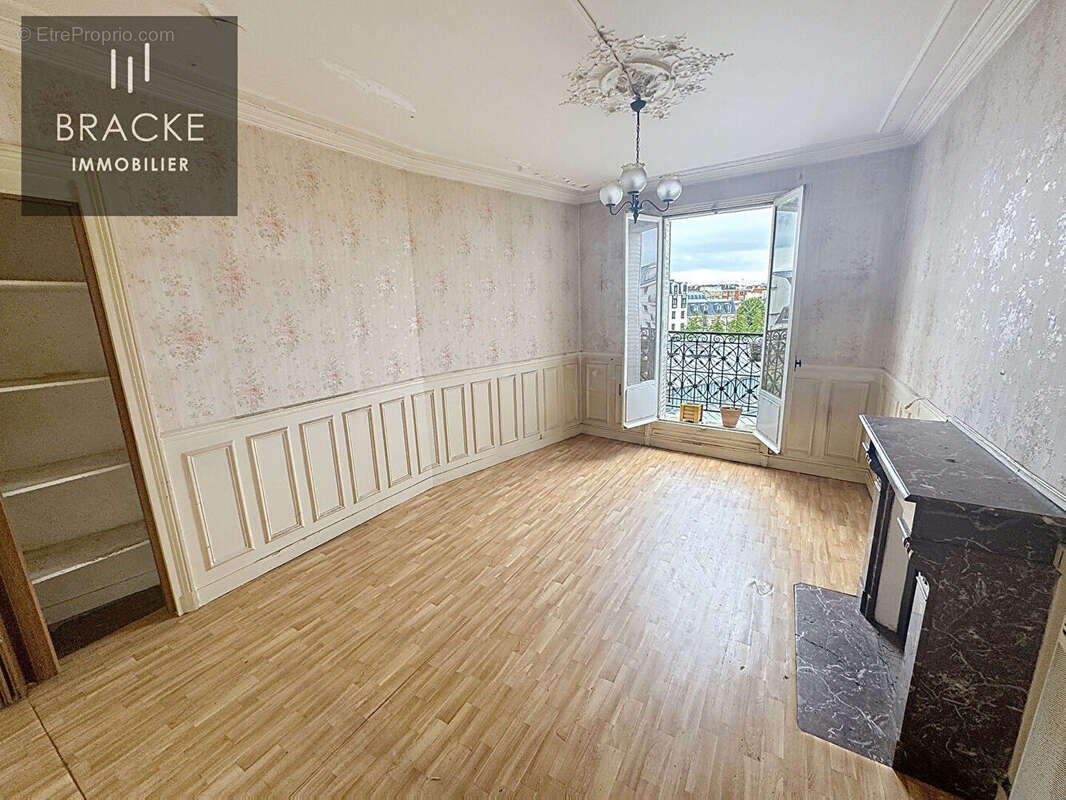 Appartement à LA GARENNE-COLOMBES