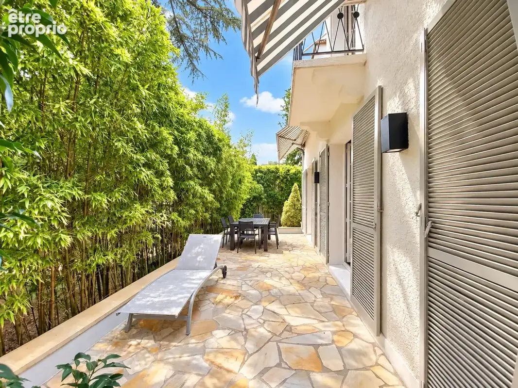 Maison 207 m² à Le Vesinet  - photo 2