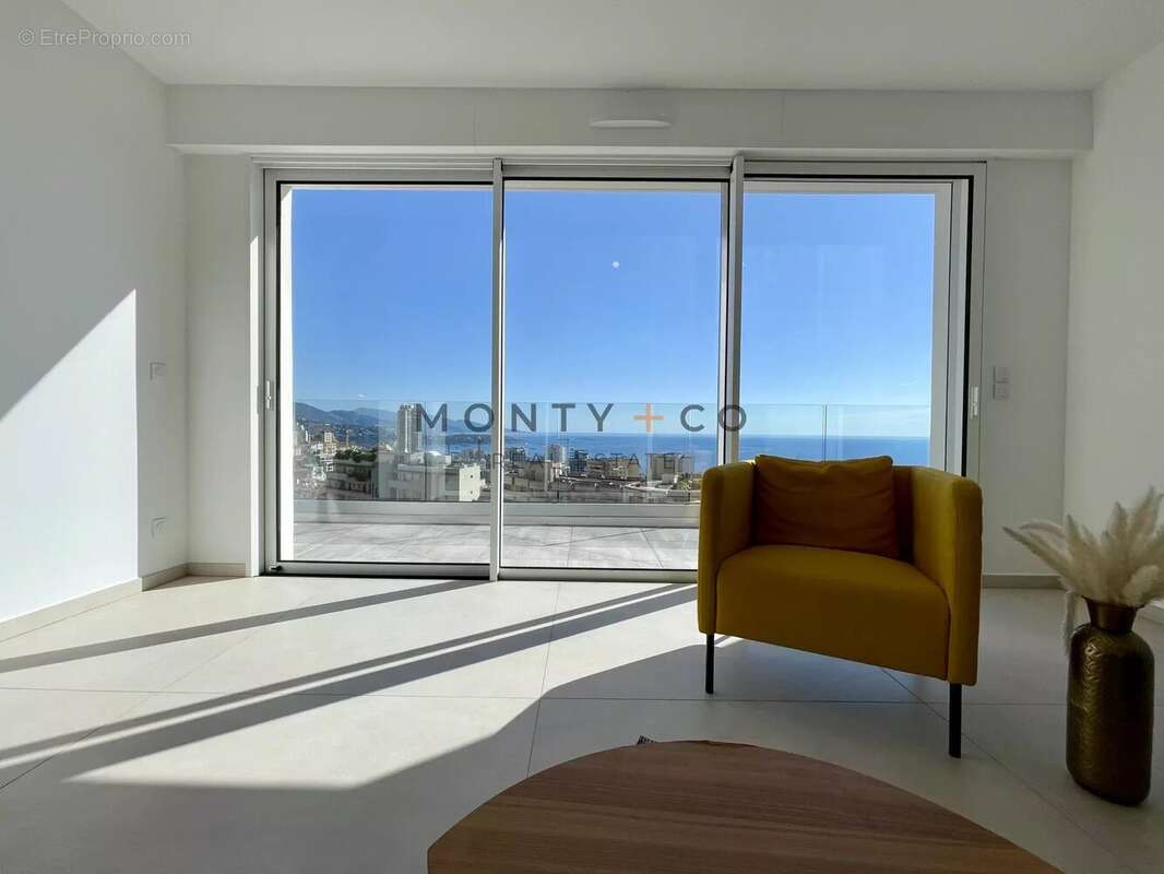 Appartement à BEAUSOLEIL