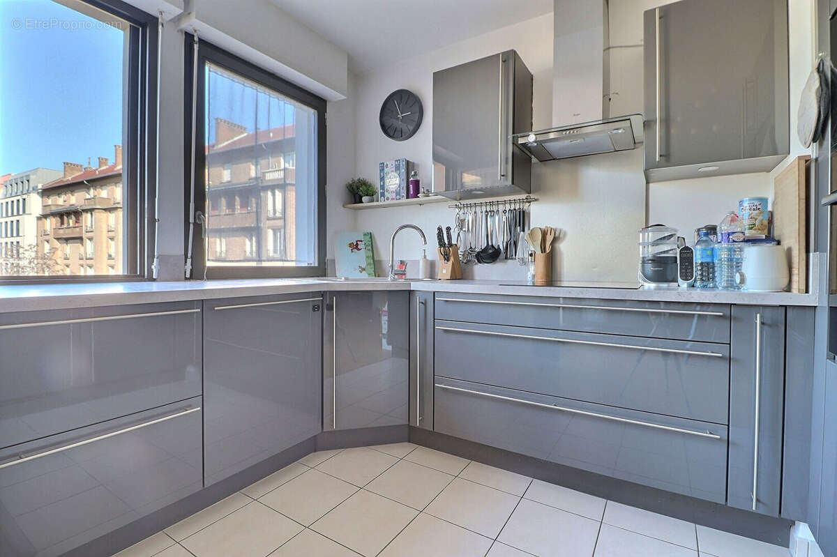 Appartement à AUBERVILLIERS