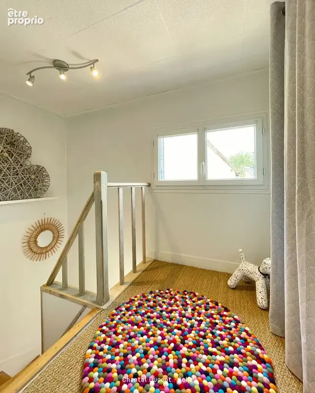 LUISANT - Maison années 50 avec 2 chambres, garage et terrasse ! - photo 8