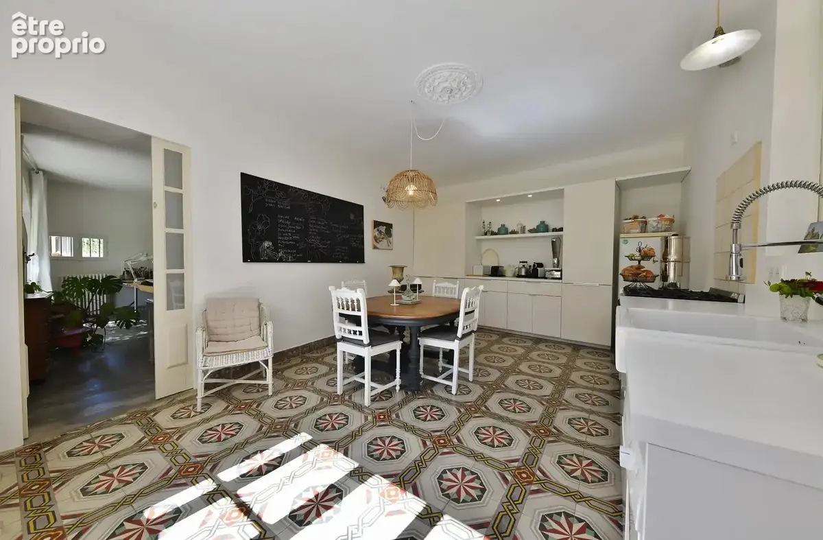Maison de village avec jardin, bassin de nage et dépendance... - photo 24