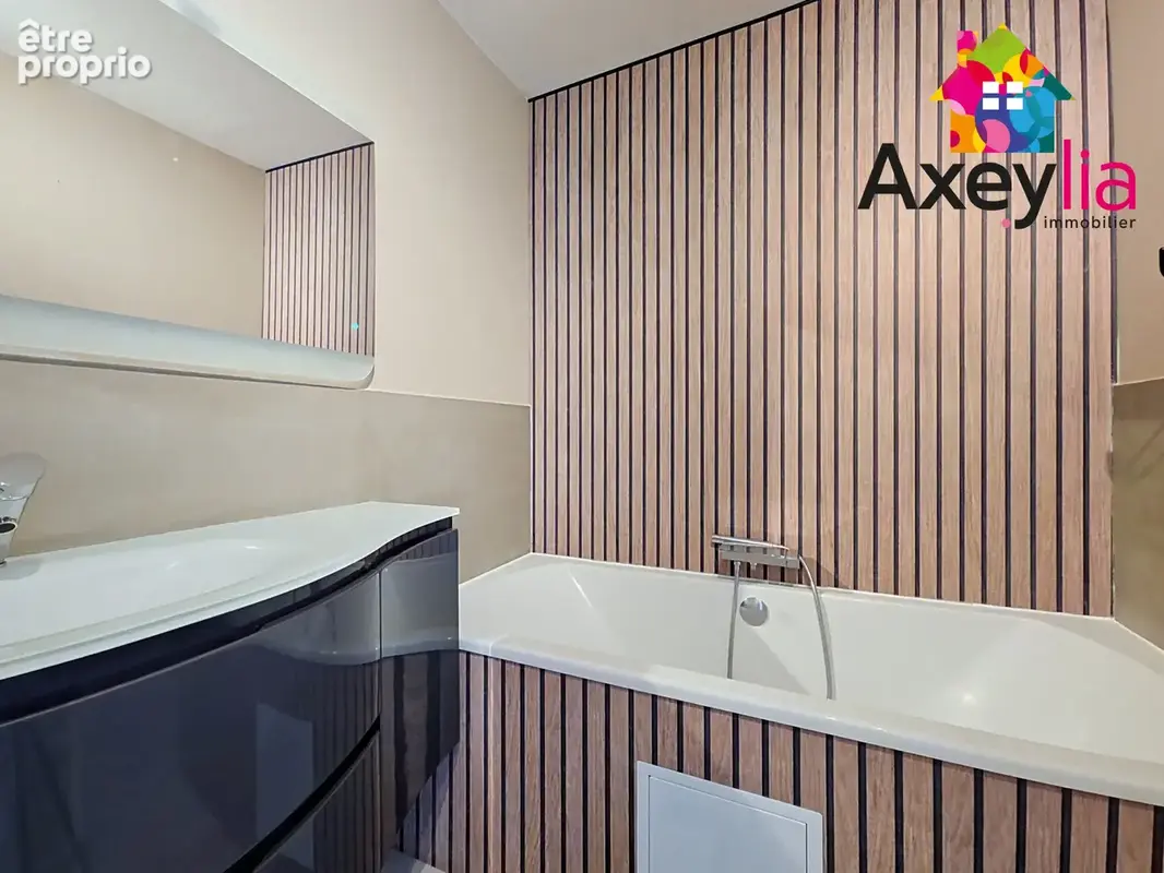 A vendre - roanne - appartement 3 chambres avec cave et place de parking privative - photo 10