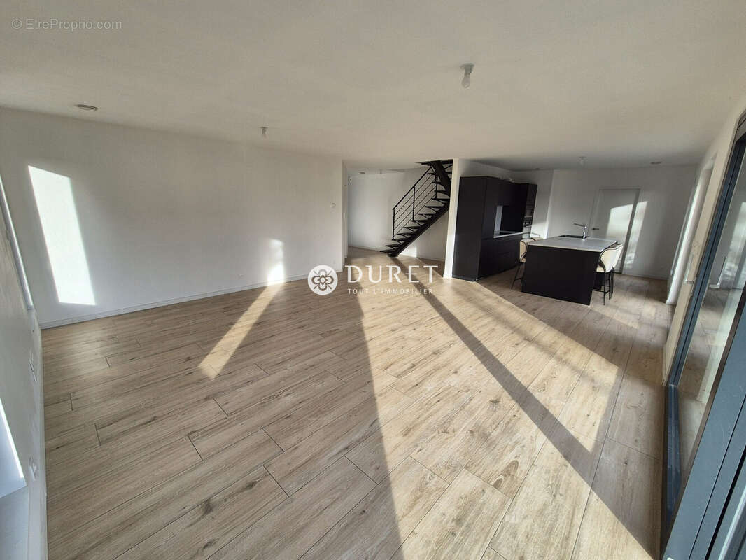 Maison 5 pièces 130 m² à vendre à Chavagnes-En-Paillers (85250) - photo 4