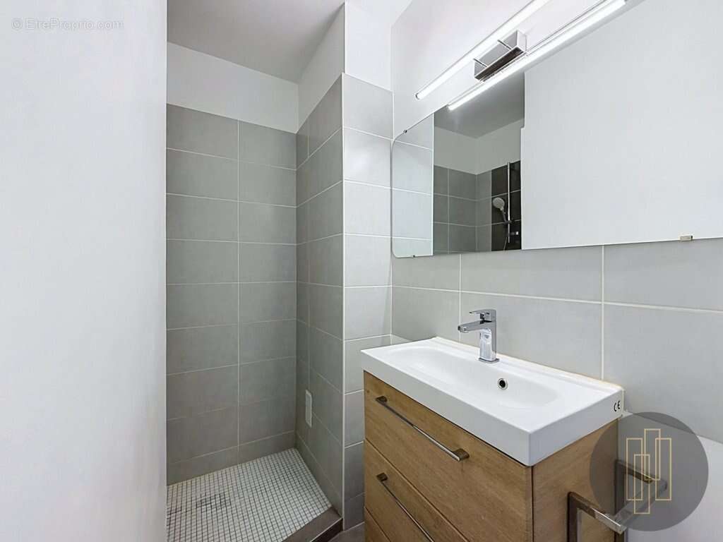 Appartement à LYON-8E