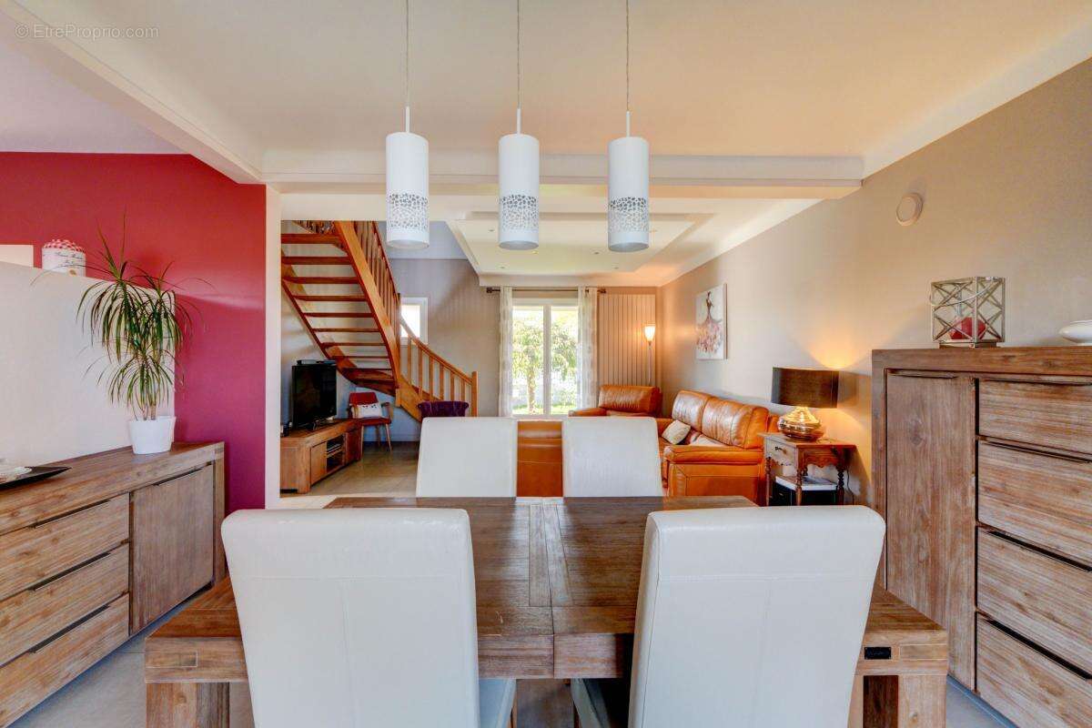 Maison à LE LOROUX-BOTTEREAU