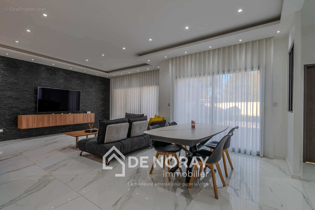 Maison à JOUE-LES-TOURS