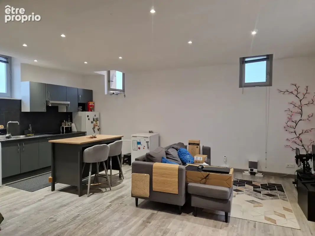Appartement T3 rénové en 2015 - photo 2