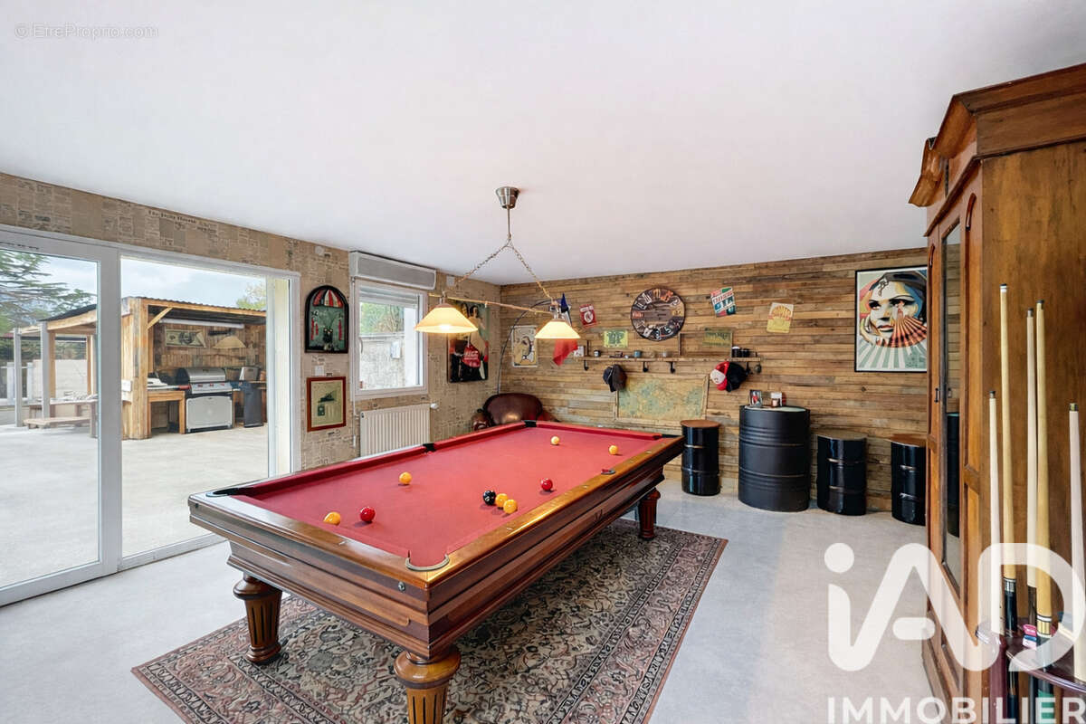 Maison 240 m² à Maslacq  - photo 4