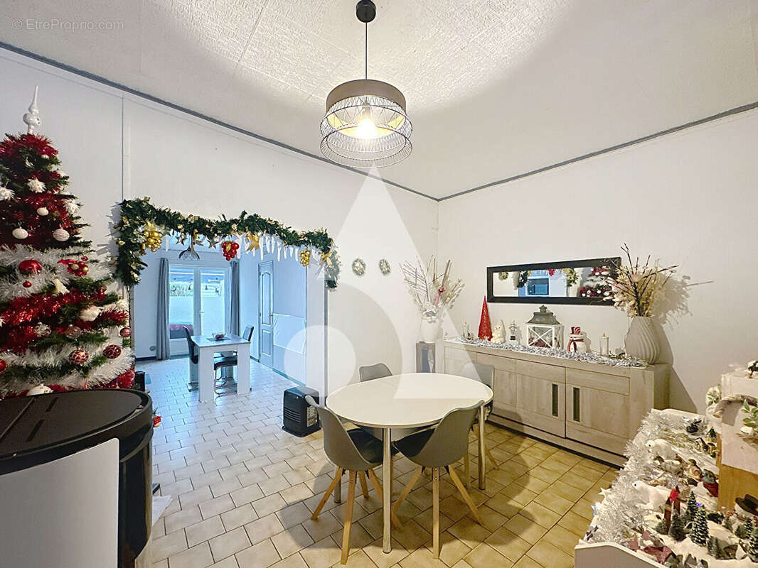 Maison à FRESNES-SUR-ESCAUT