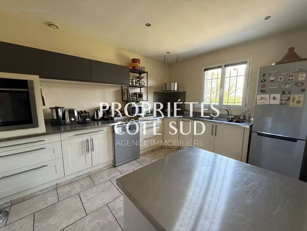 Maison à MONTFAUCON