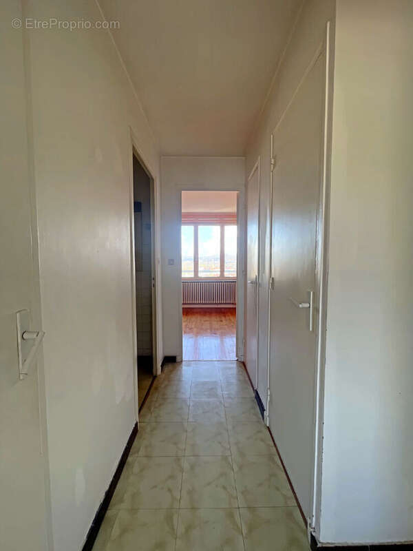 Appartement à SAINT-ETIENNE