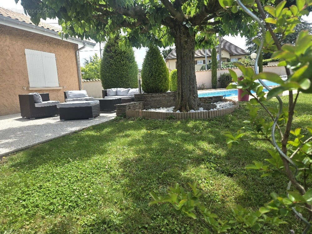 Maison à CHAPONOST