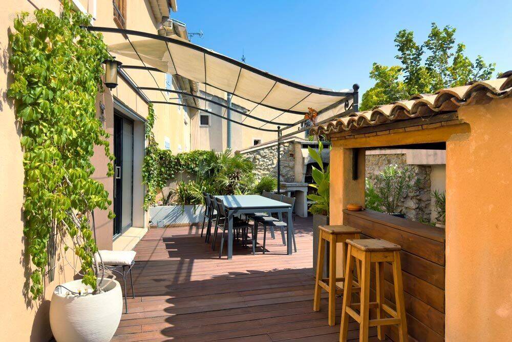 Photo 1 - Maison à ROQUEVAIRE