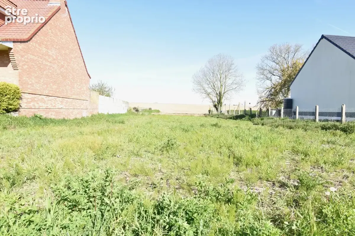 Terrain à BANTIGNY