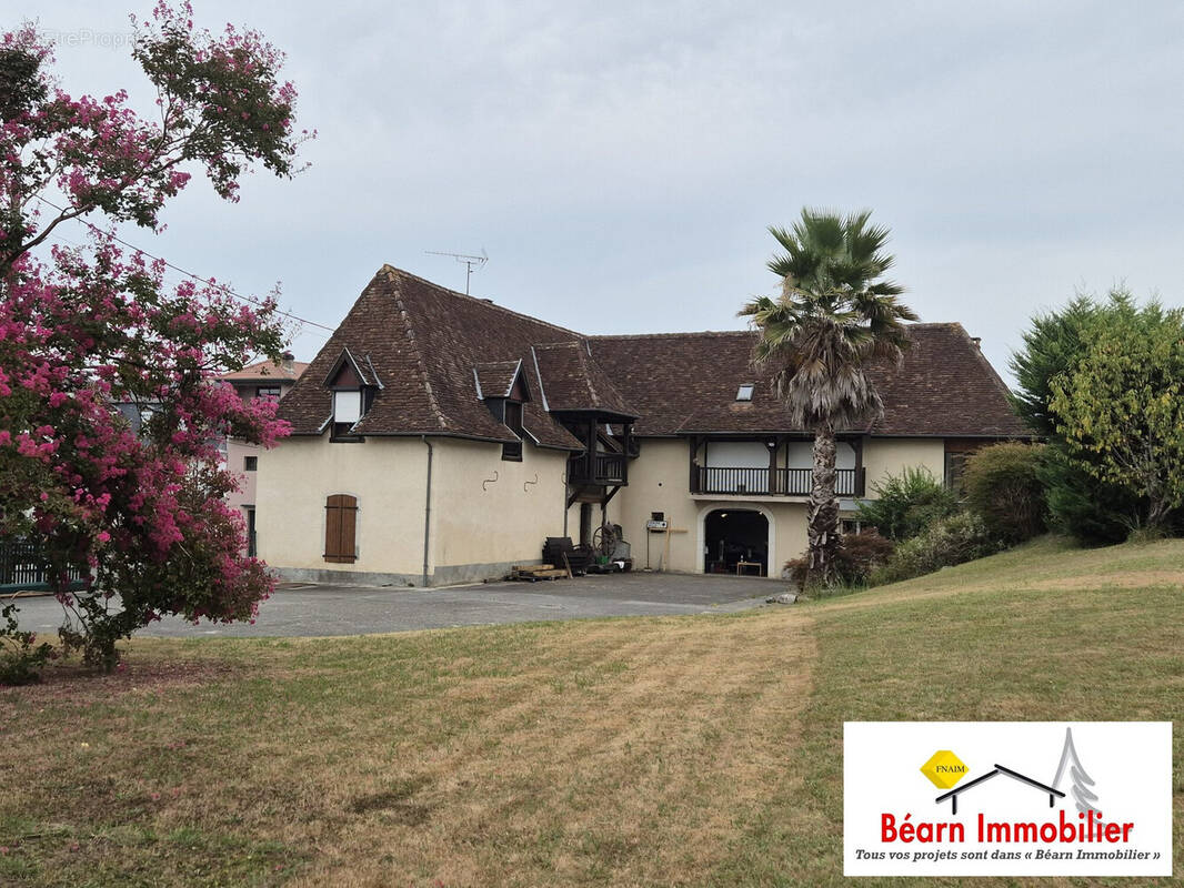 Maison à SALIES-DE-BEARN