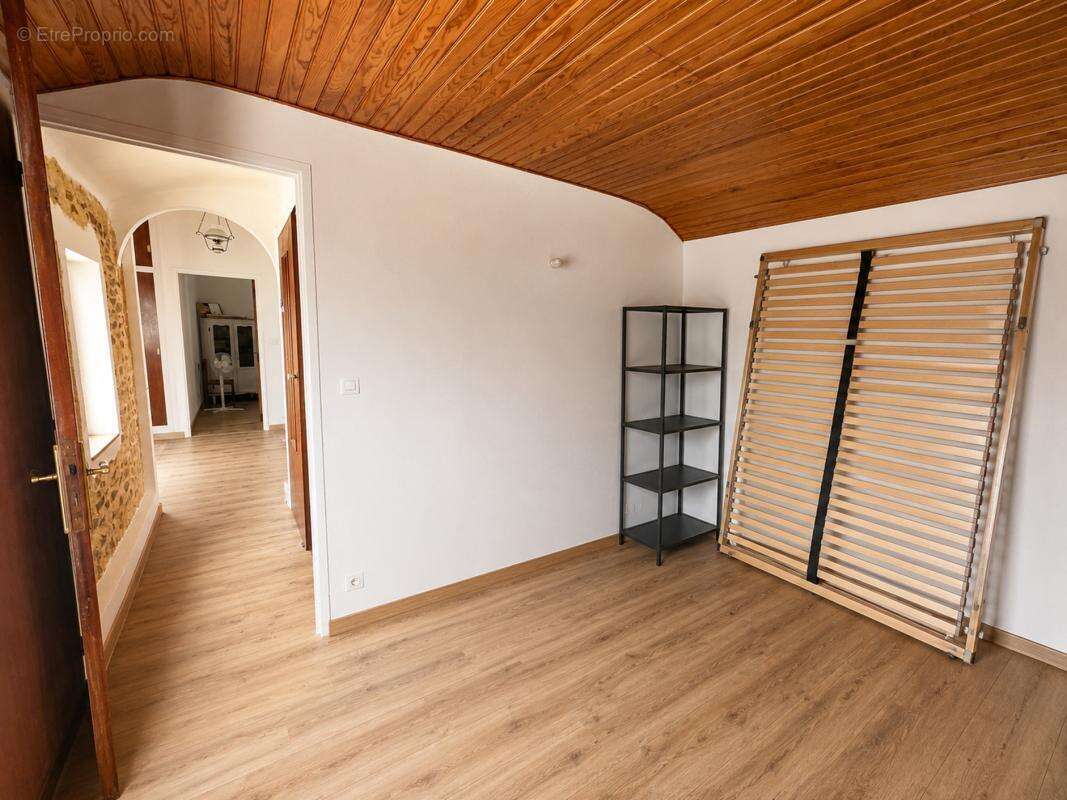 Maison 94 m² à La Seyne-Sur-Mer  - photo 15