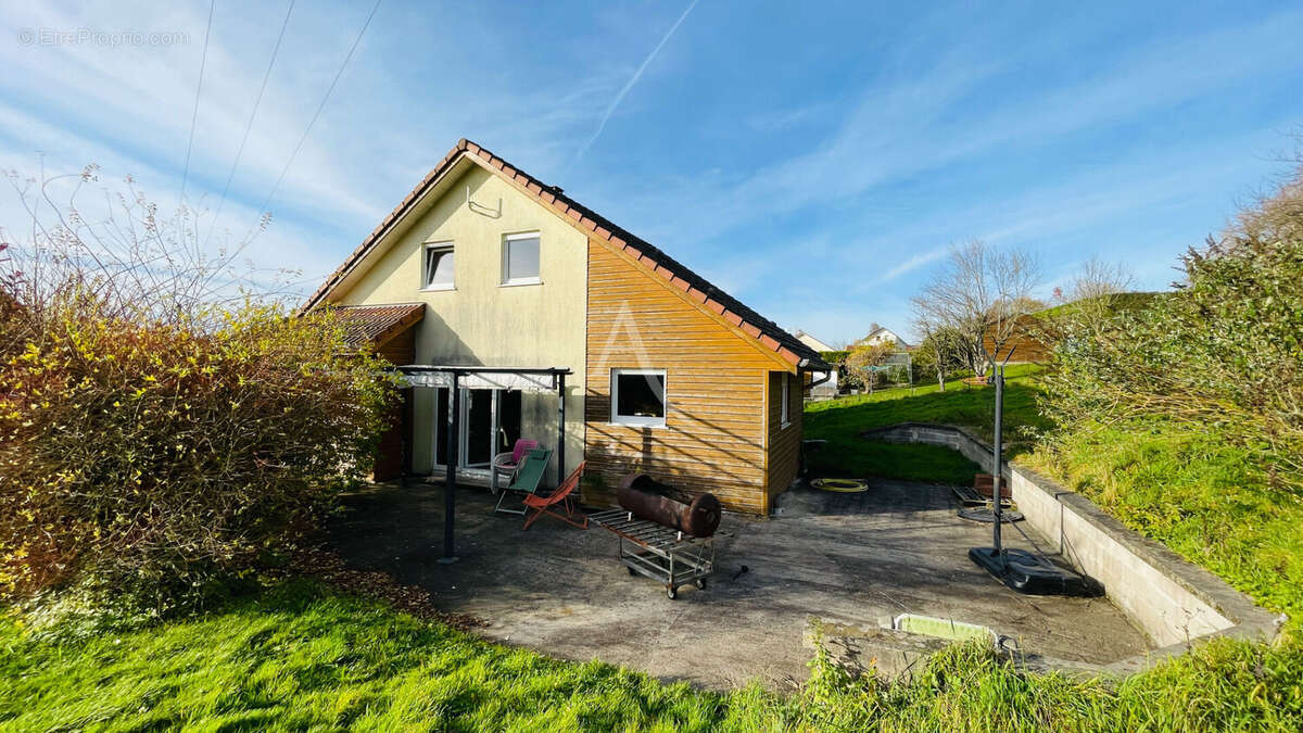 Maison à GIRANCOURT