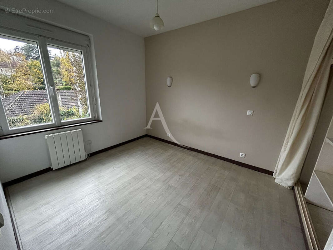 Maison à MONTRICHARD