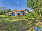 Maison à MOLIETS-ET-MAA