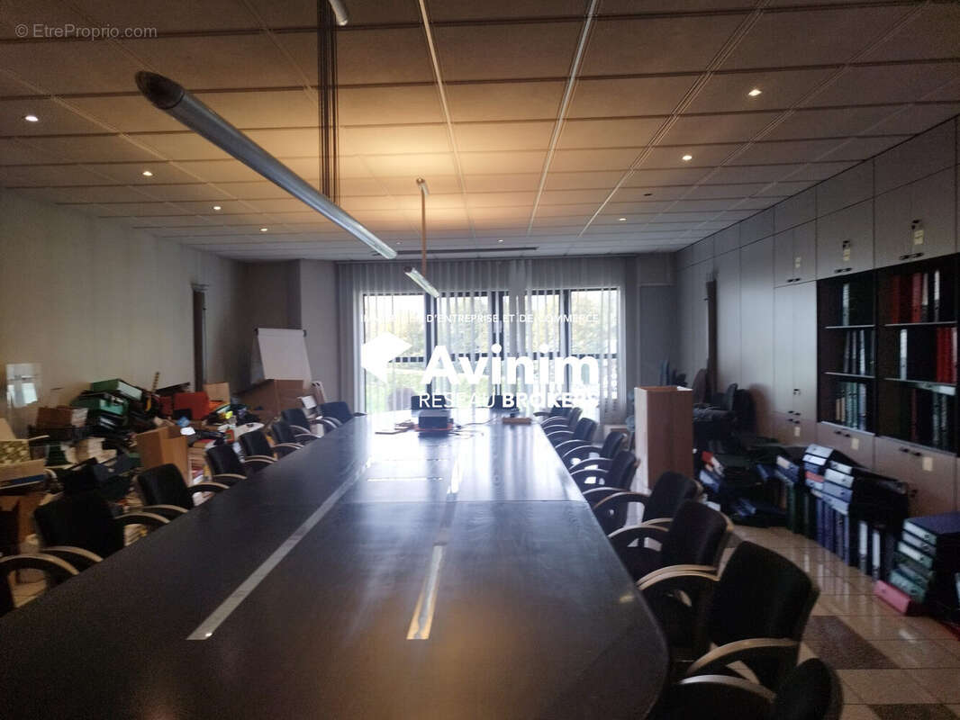 Commerce à SCIONZIER