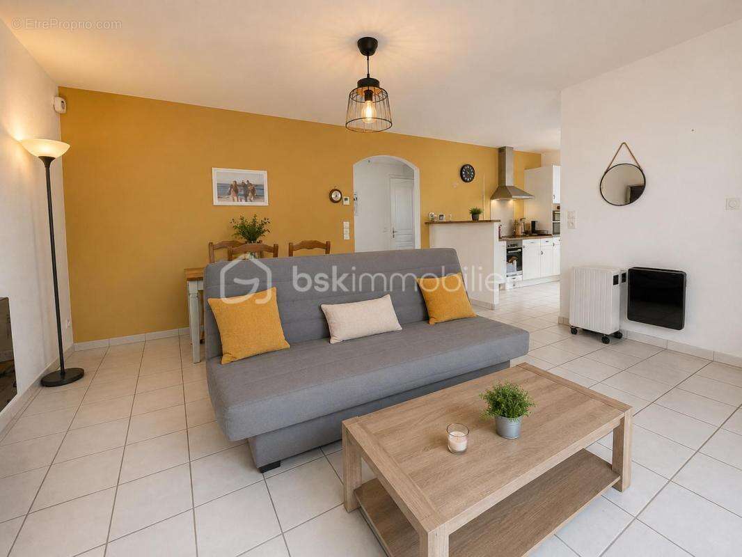 Maison de plain-pied 79 m² – 2 chambres – Jardin – Vendue louée – Arces-sur-Gironde - photo 3