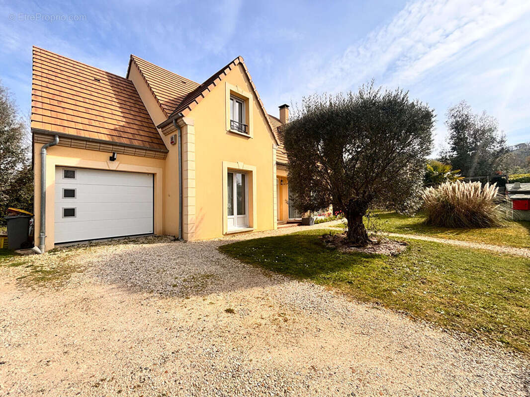 Maison à MARCOUSSIS