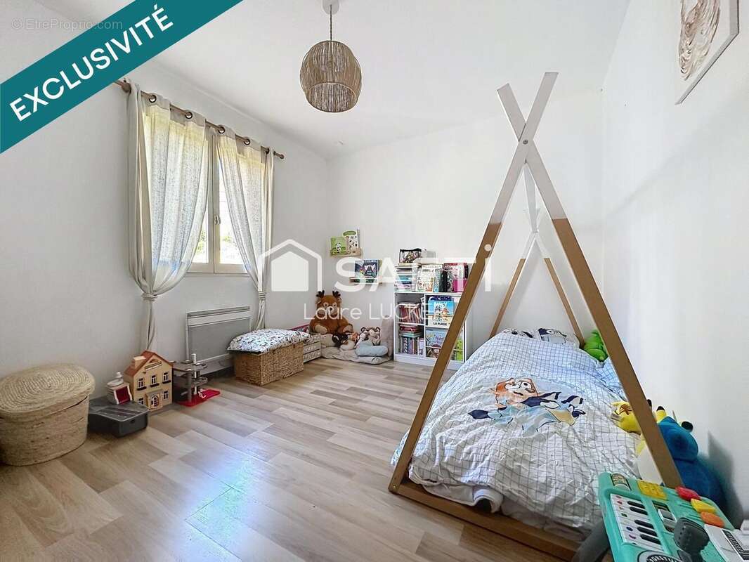 Photo 5 - Maison à LE REVEST-LES-EAUX