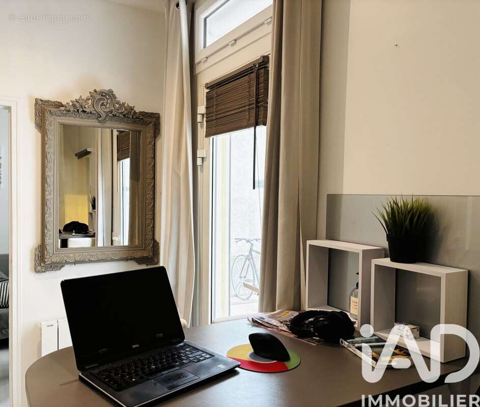 Photo 2 - Appartement à PARIS-15E