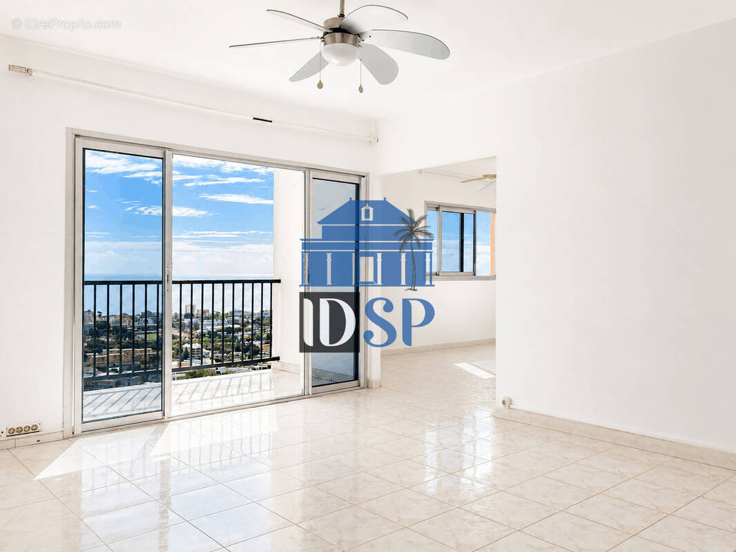 Appartement à SAINT-DENIS