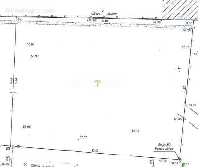 Terrain à MONTLOUIS-SUR-LOIRE