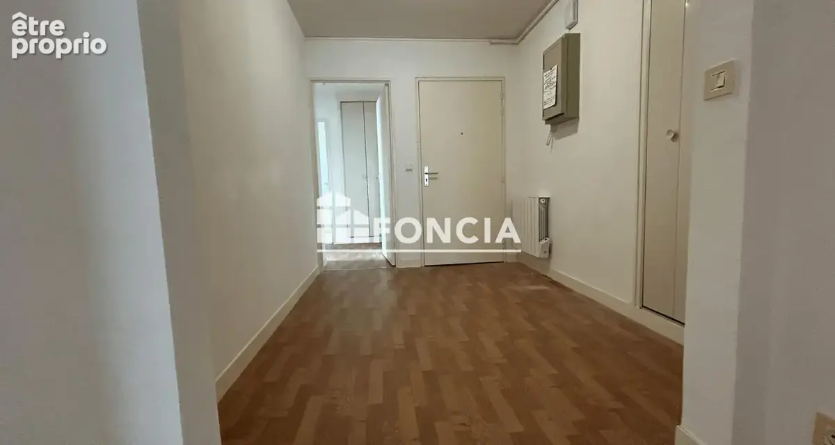 Appartement de. 3 Pièces avec Garage - photo 3