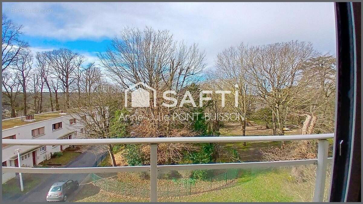 Photo 8 - Appartement à LA CELLE-SAINT-CLOUD