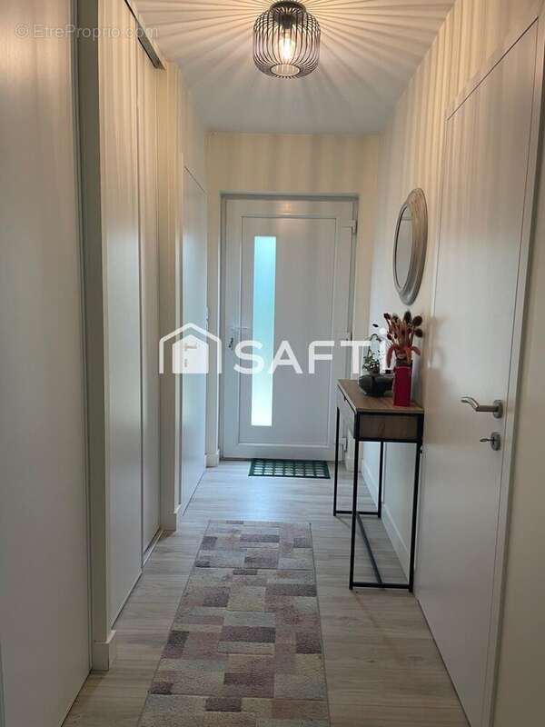 Maison 137 m² à Grosrouvre  - photo 2