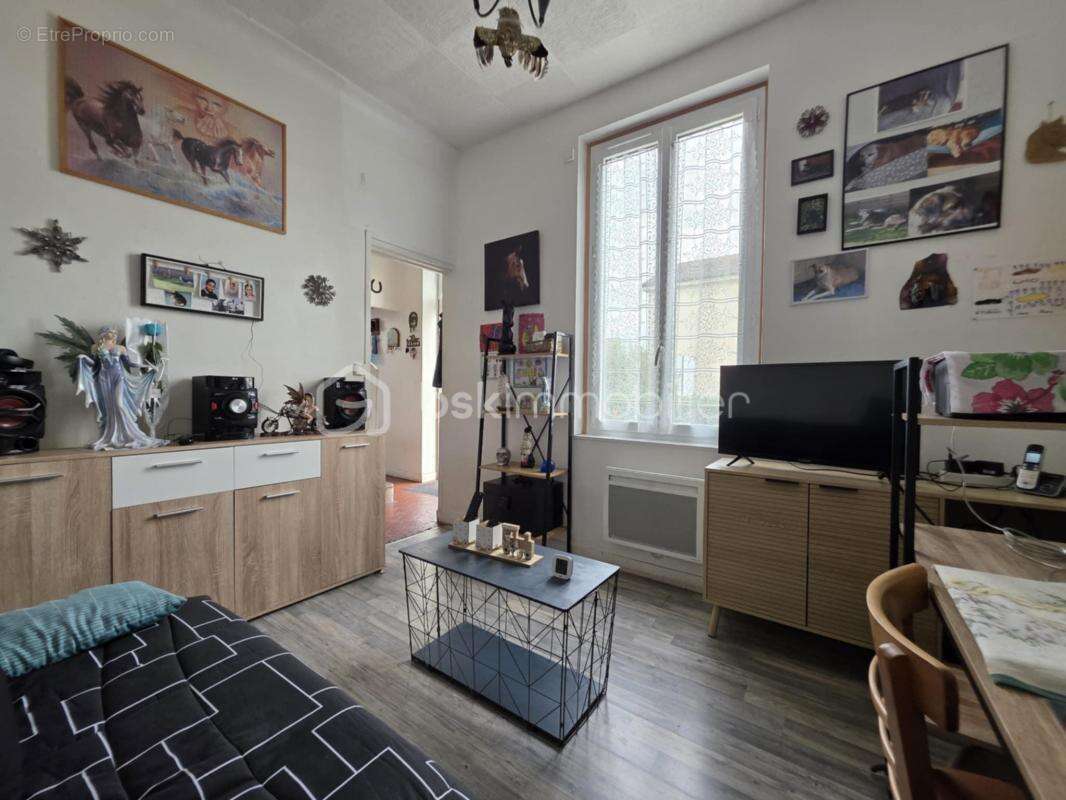 Maison à BAGNEAUX-SUR-LOING