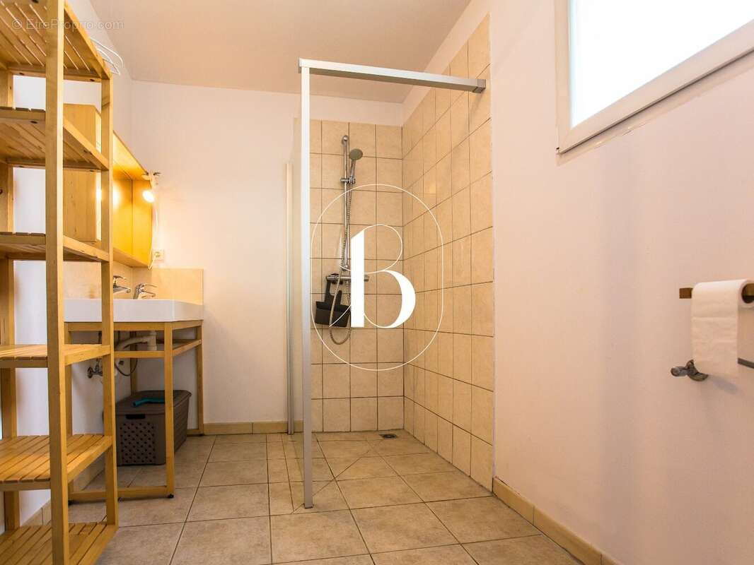 Maison à LABASTIDE-DE-VIRAC