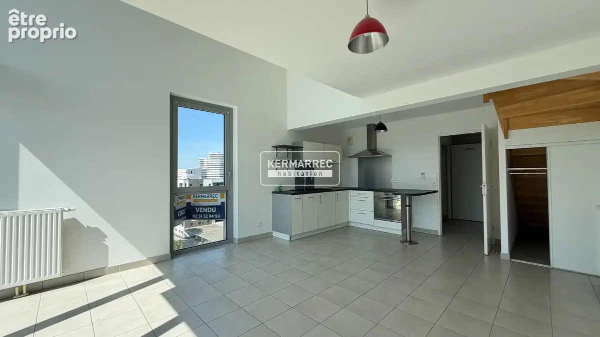 Appartement Nantes T3 duplex 61m² - vue Loire - terrasse - stationnement - photo 3