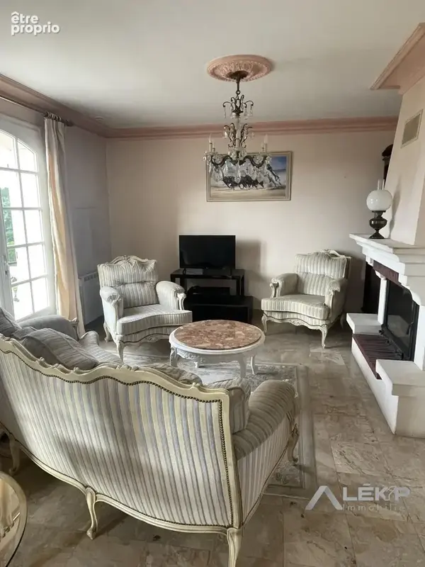 Maison 6 pièces 120 m² à vendre à Sainte-Marie (35600) - photo 3