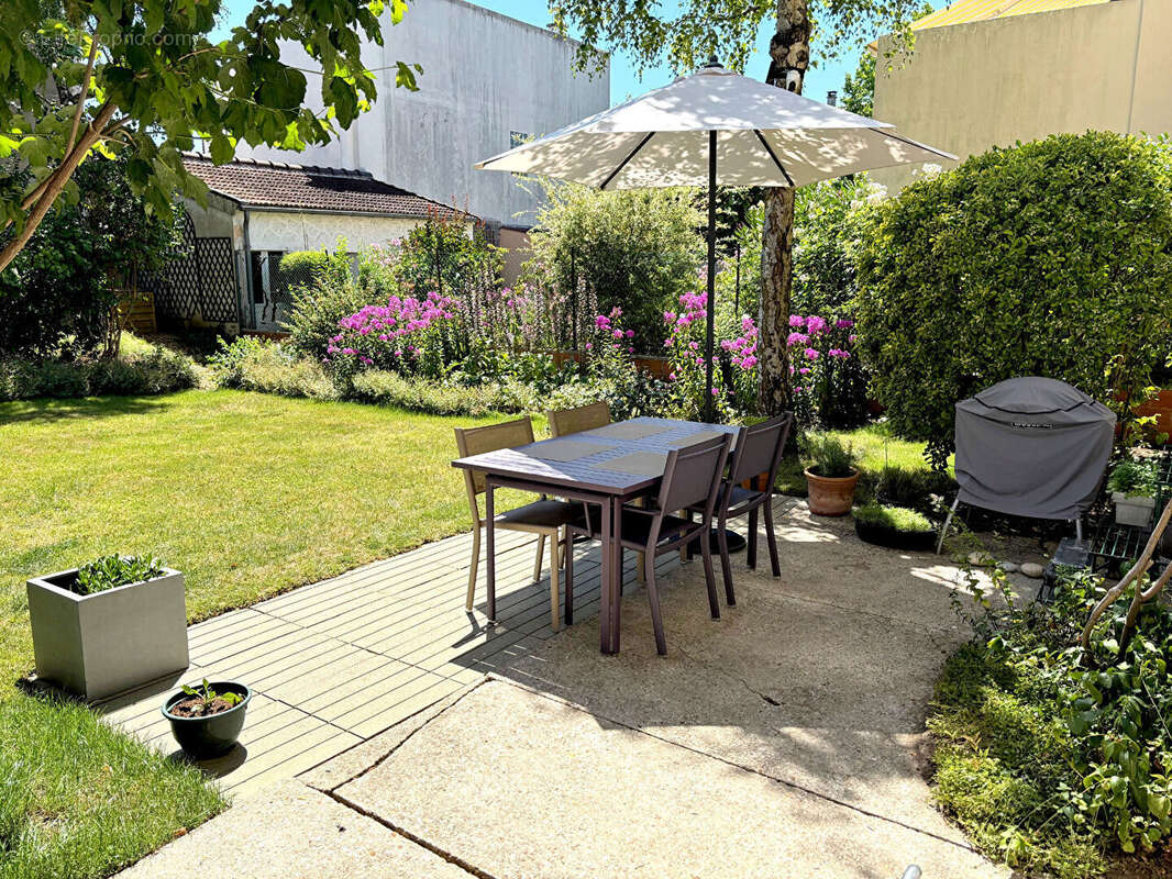 Maison à L&#039;HAY-LES-ROSES