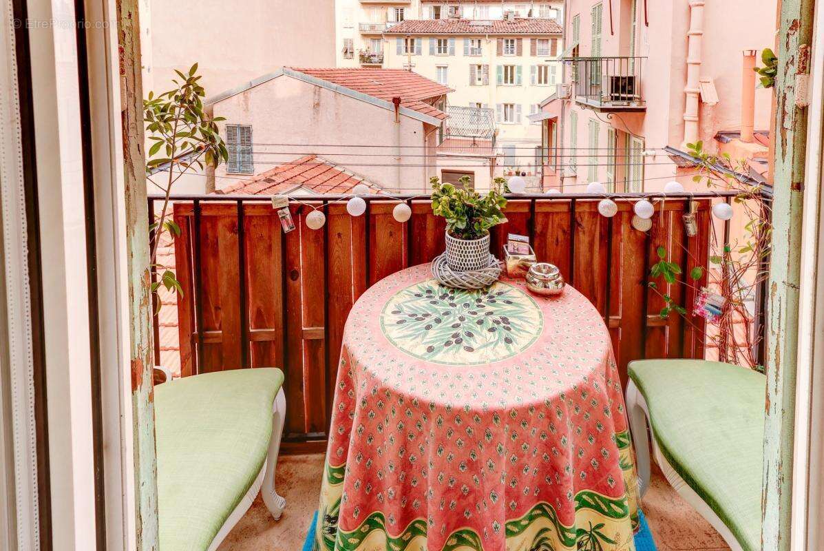 Appartement à NICE