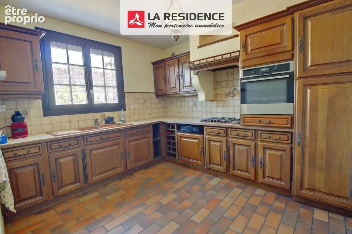 Maison 5 pièces 113 m² à vendre à Mantes-La-Ville (78711) - photo 2