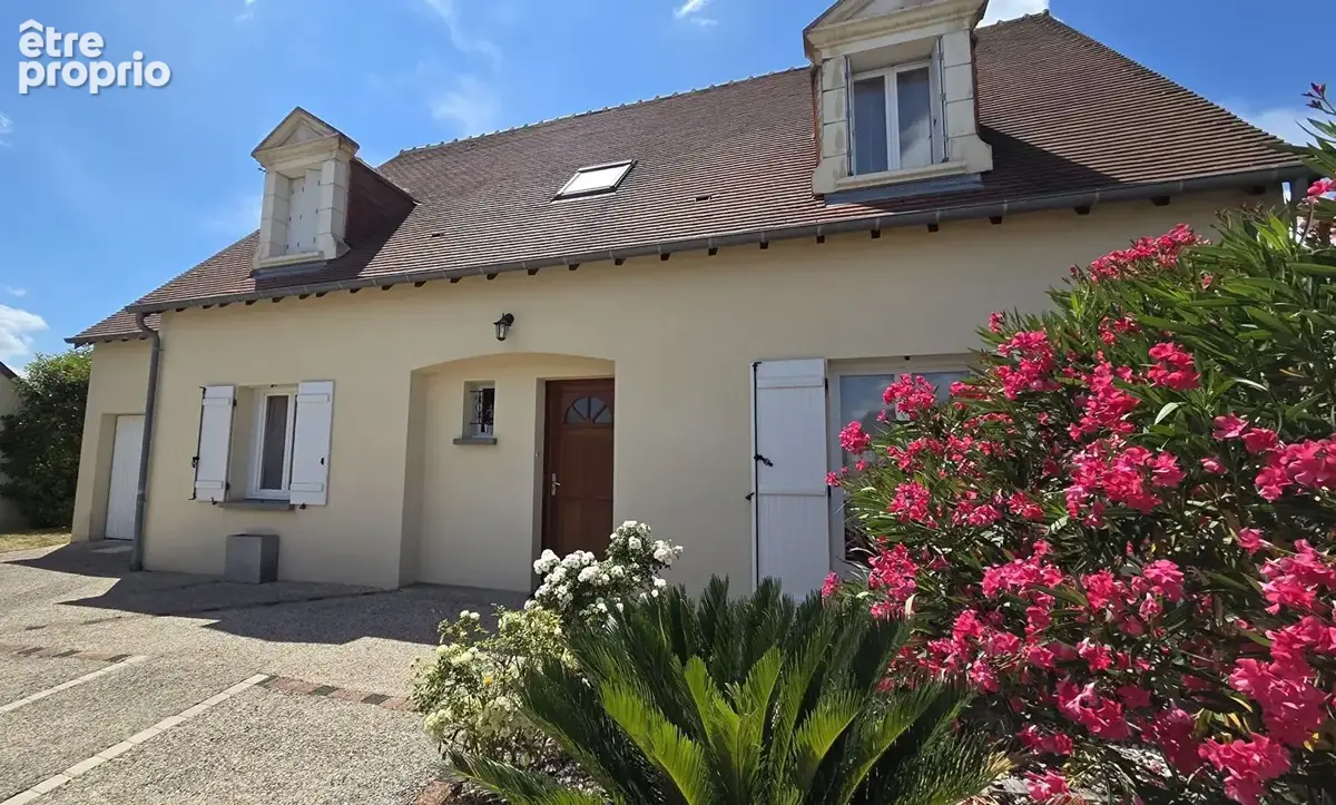 Photo Maison à La Ville-Aux-Dames au prix de 419 900€