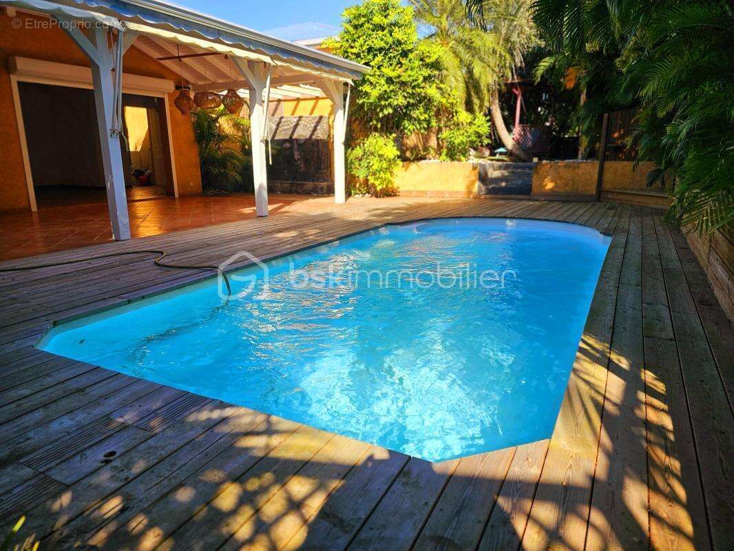 Maison à SAINT-FRANCOIS