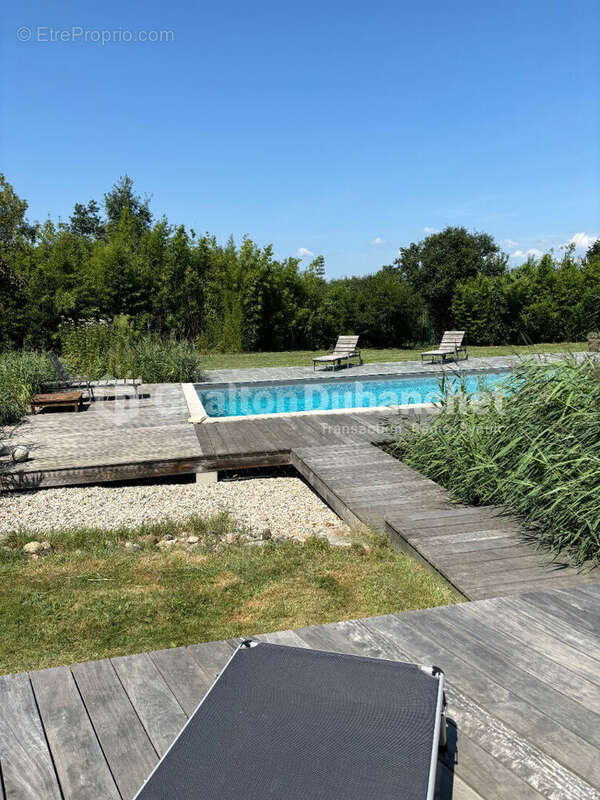 Maison à VEAUCHETTE