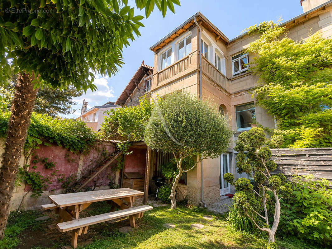 Maison Fontenay Sous Bois 5 pièce(s) 111 m2 - photo 10