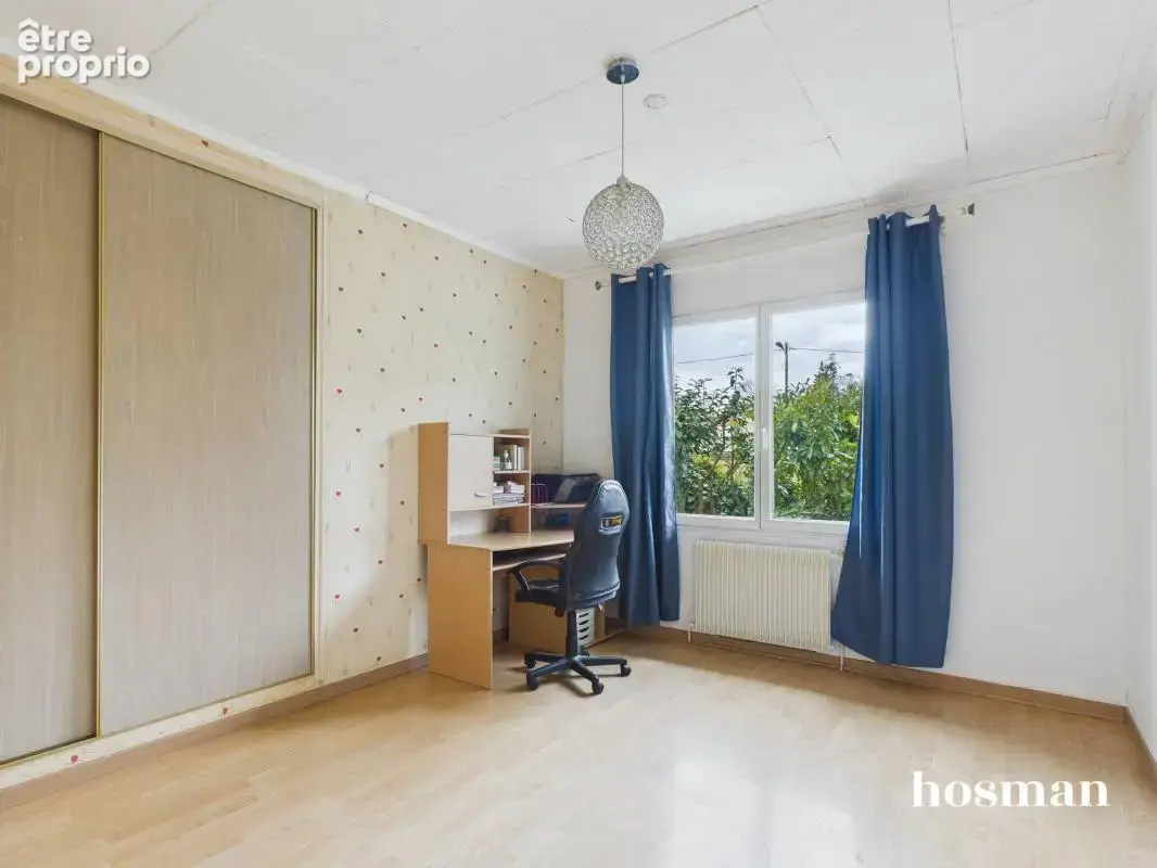 Superbe Maison individuelle 4 pièces - 100 m² habitables avec jardin sur l'Avenue Pierre de Coubertin, Pessac - photo 13
