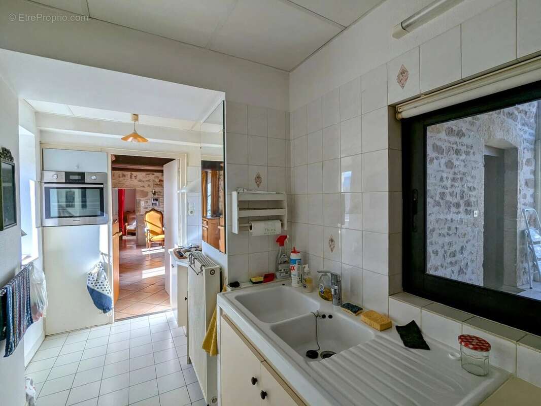 Maison à BERZE-LA-VILLE