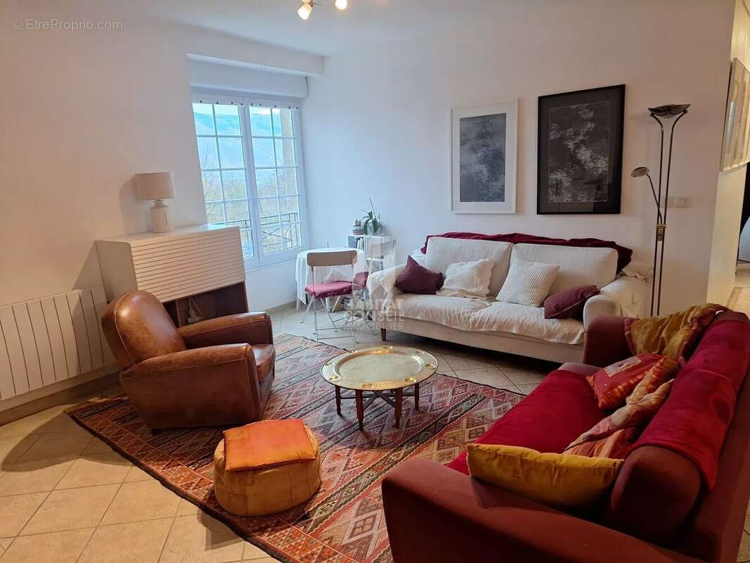 Appartement à VARCES-ALLIERES-ET-RISSET