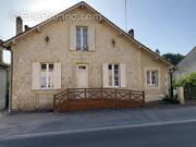 Maison à COUZE-ET-SAINT-FRONT