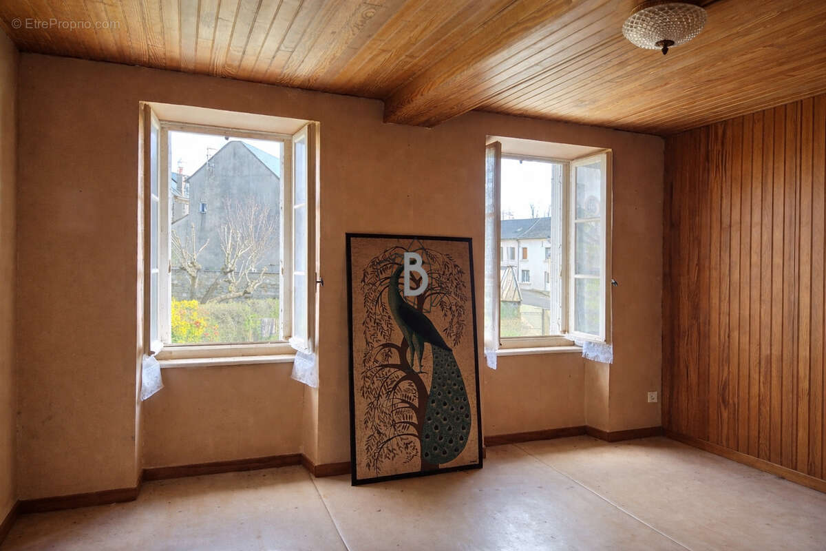 Maison à AURIAC-LAGAST
